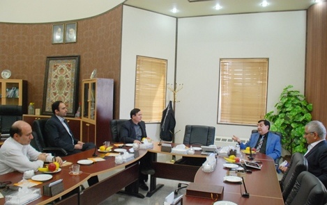 university of basrah chancellor visits university of kashan